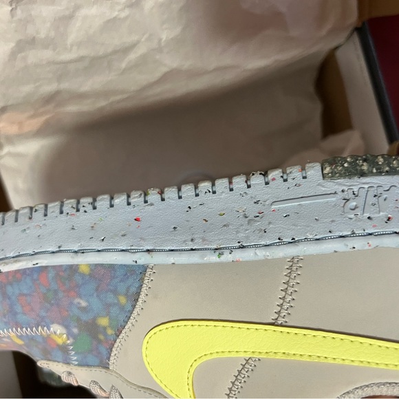 Nike Air Force 1 - Picture 5 of 5